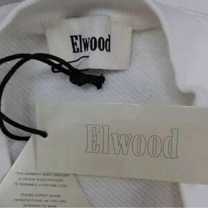 SIZE SMALL ELWOOD NWT VINTAGE WHITE SWEATSHIRT